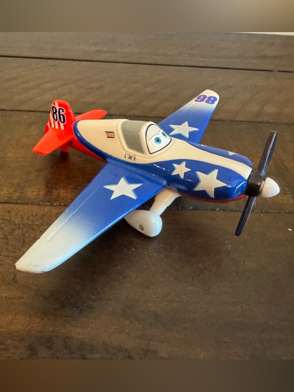 Disney Pixar Planes LJH Special # 86 Diecast Metal 1:55 Scale Fire & Rescue